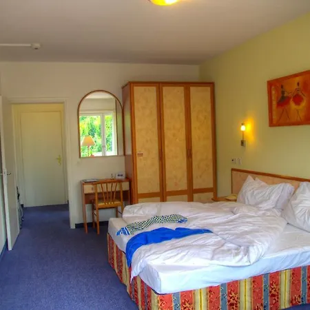 Готель Excelsior Локарно