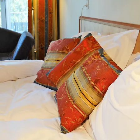 Excelsior לוקרנו